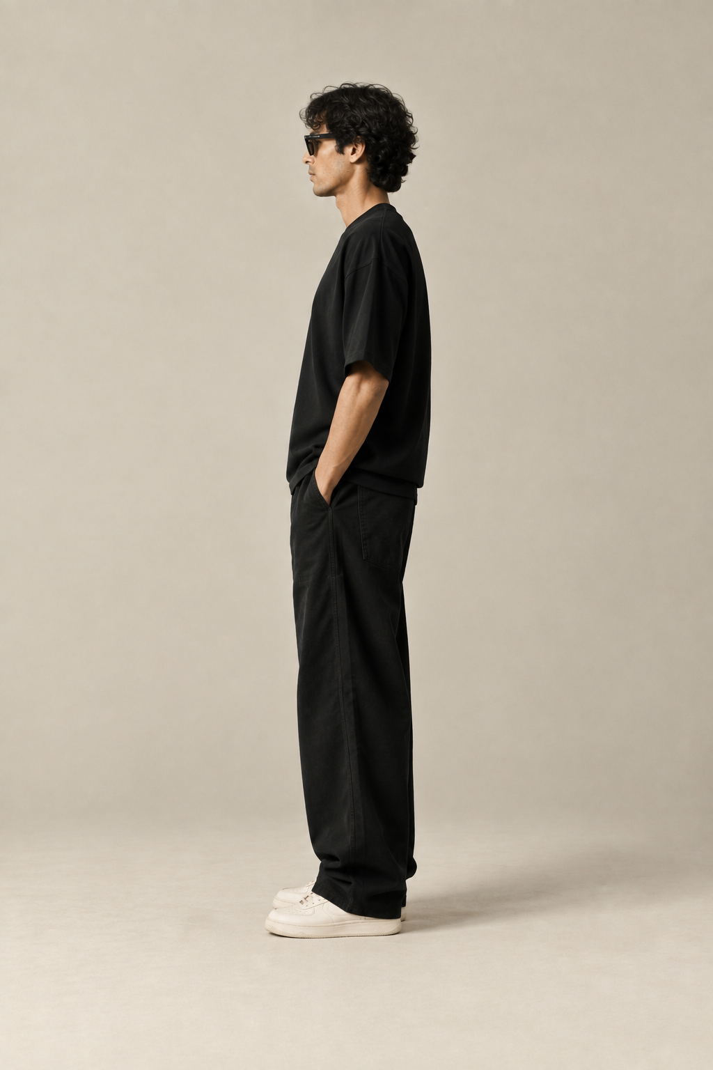 AFROZZ Essential Oversized Tee — Black